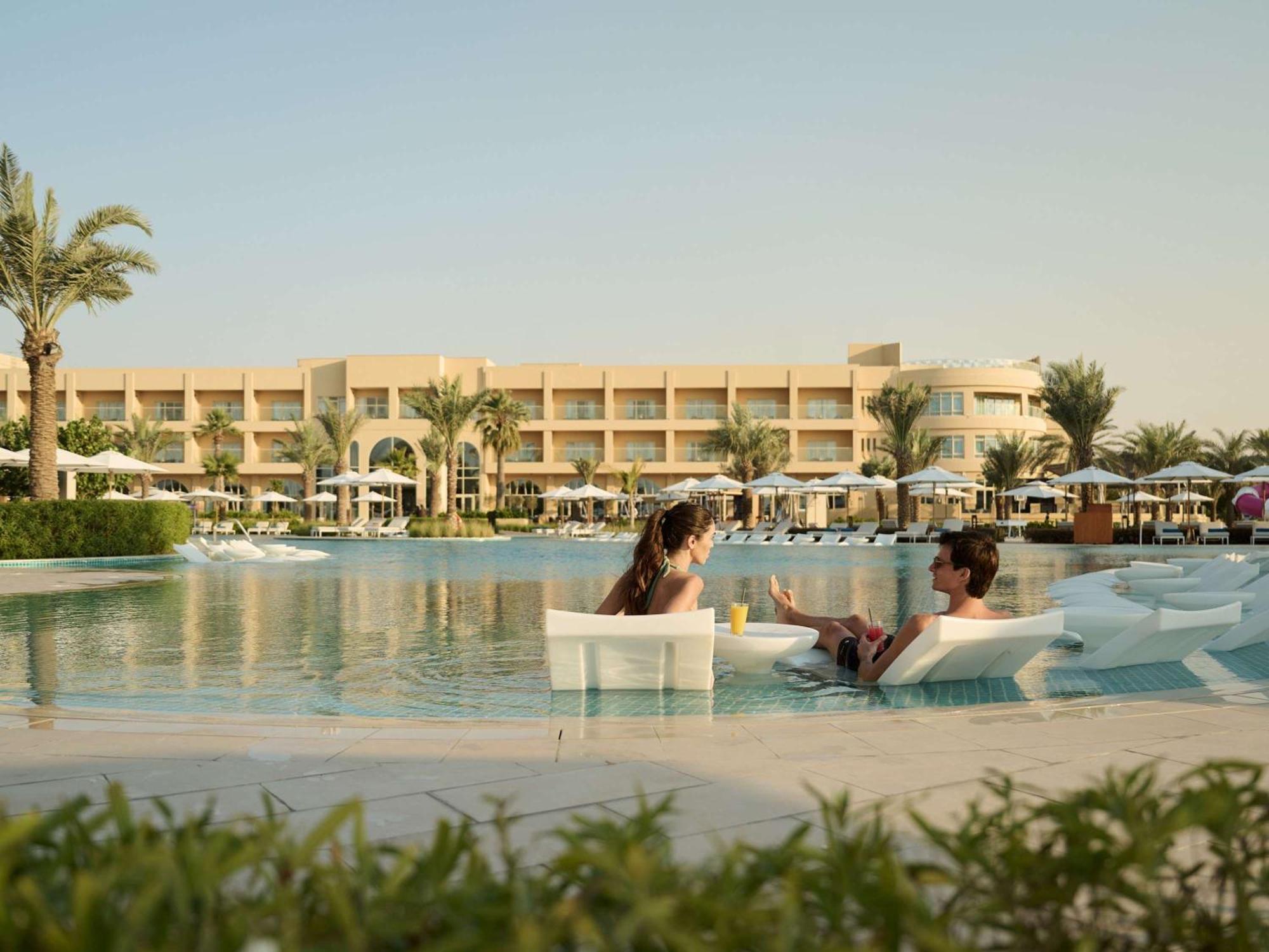 Sofitel Al Hamra Beach Resort Resü'l-Hayme Dış mekan fotoğraf