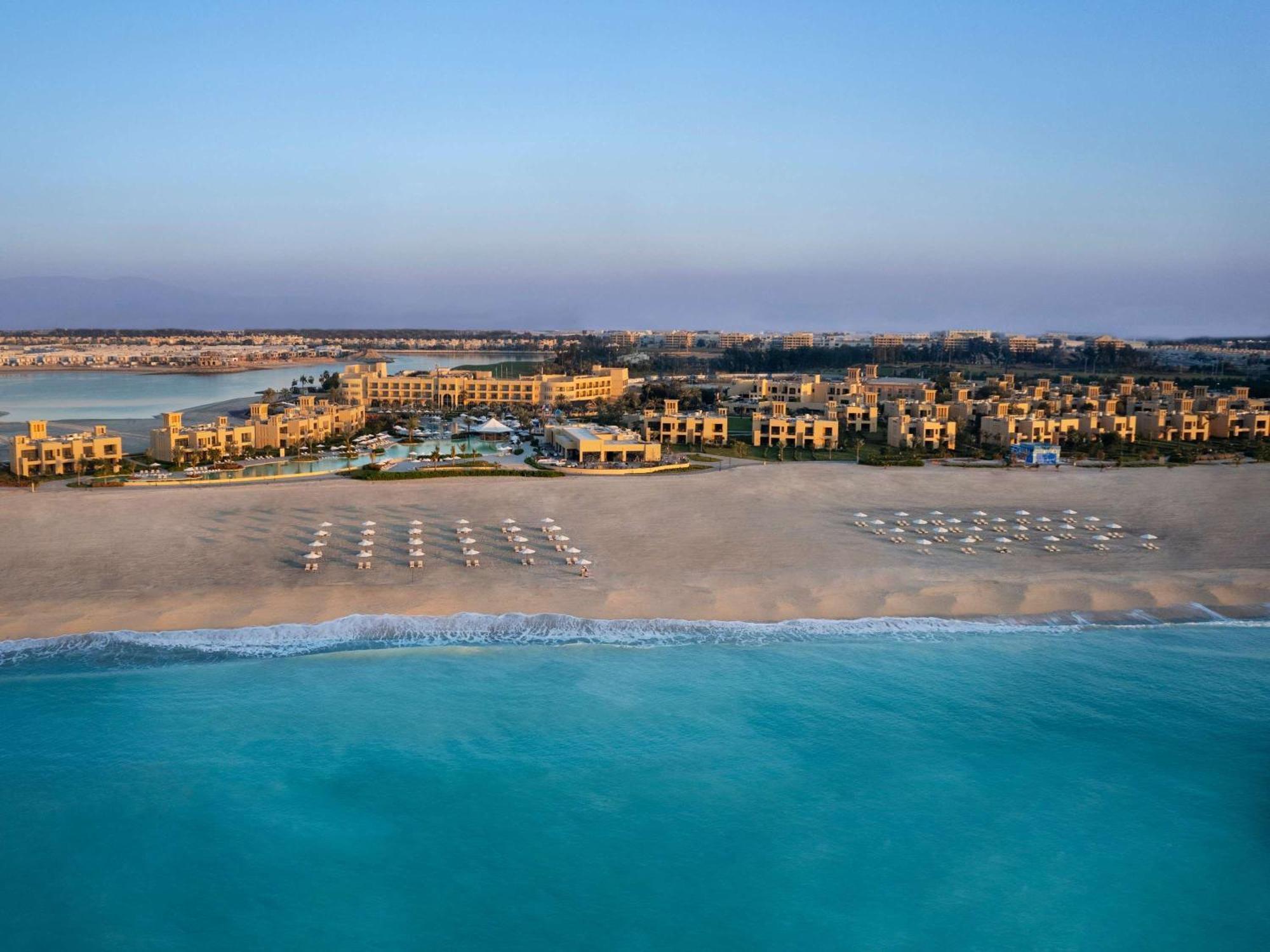 Sofitel Al Hamra Beach Resort Resü'l-Hayme Dış mekan fotoğraf